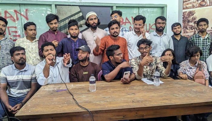 চবি প্রশাসনের পদত্যাগসহ বৈষম্যবিরোধী ছাত্র আন্দোলনের পাঁচ দাবি