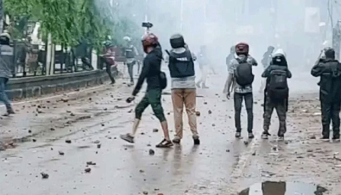 সিলেটে বিক্ষোভকারী-পুলিশ সংঘর্ষ, গুলিবিদ্ধসহ আহত ২৫, আটক ৮