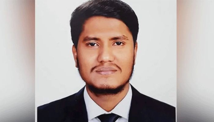 বাইক নিয়ন্ত্রণ হারিয়ে প্রাণ গেল আইনজীবীর, চলছিল ফেসবুক লাইভ