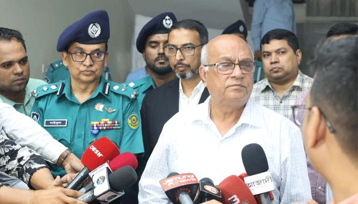ভুয়া মুক্তিযোদ্ধাদের আইনের  আওতায় আনা হবে : উপদেষ্টা ফারুক-ই-আজম
