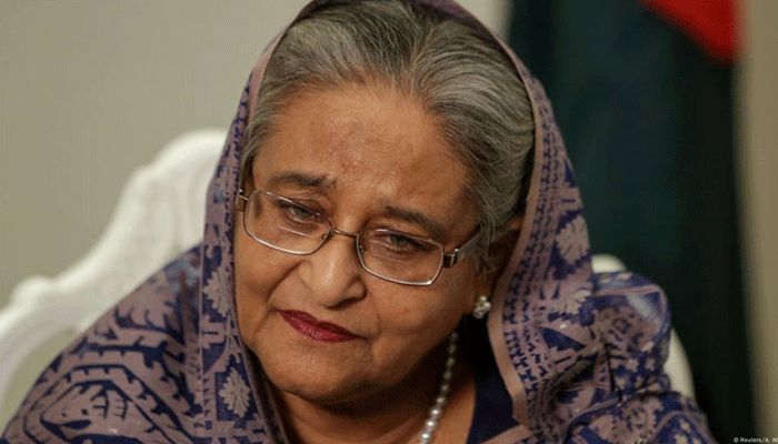শেখ হাসিনাসহ ২৫ জনের বিরুদ্ধে মামলার আবেদন
