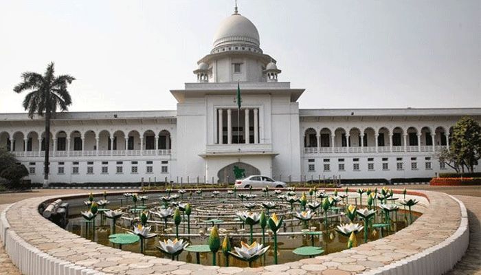 মাধ্যমিক পর্যায়ে পাঠ্যক্রম সংস্কার চেয়ে হাইকোর্টে রিট