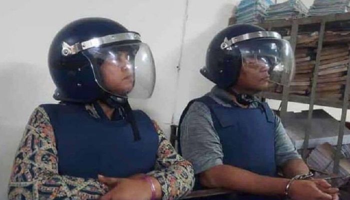 সাংবাদিক শাকিল আহমেদ ও ফারজানা রুপার ৪ দিনের রিমান্ড