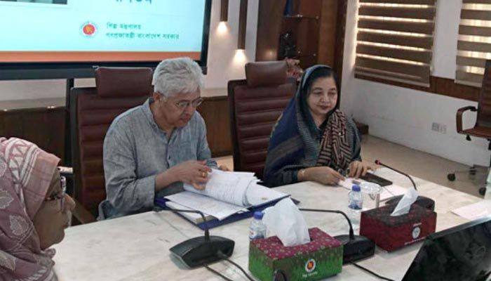 লোকসানের বৃত্ত থেকে বেড় হবে শিল্প মন্ত্রণালয়: আদিলুর রহমান খান