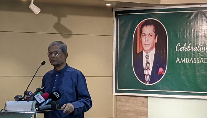১৫ বছরে ‘ফ্যাসিস্টদের’ হাতে অসংখ্য মানুষ শহীদ হয়েছেন : মির্জা ফখরুল