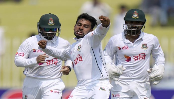 বাংলাদেশের রইল বাকি দুই