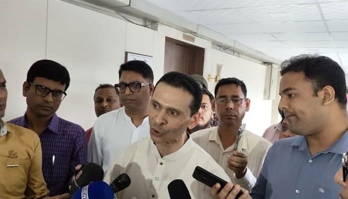 নষ্ট রাজনীতিতে ফিরতে চান না সোহেল তাজ
