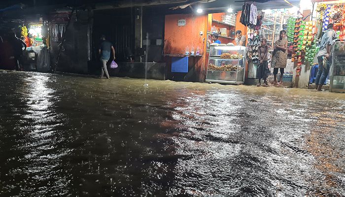 বৃষ্টির পানিবন্দি শহর পাহাড় ধসের শঙ্কা