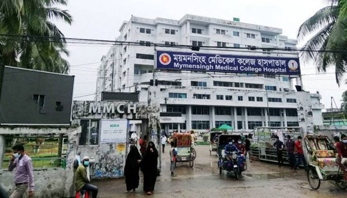 মমেক হাসপাতালে ১৩ ইন্টার্ন চিকিৎসকের প্রশিক্ষণ স্থগিত