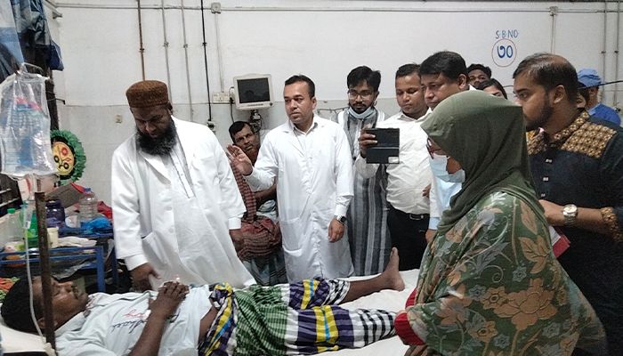চিকিৎসা ব্যবস্থাকে ঢেলে সাজাতে হবে : স্বাস্থ্য উপদেষ্টা
