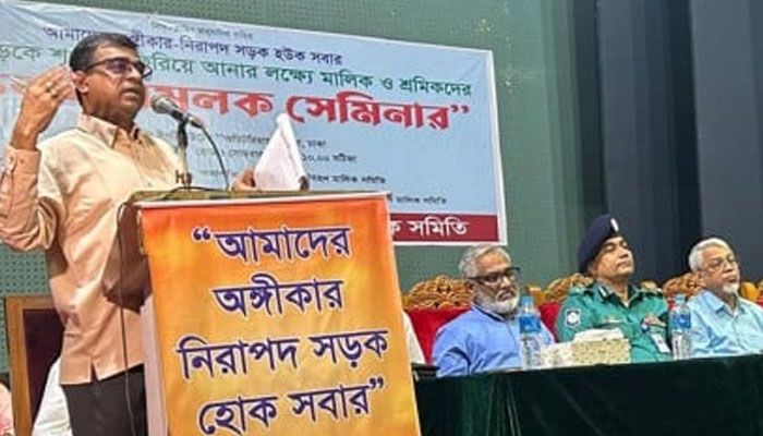 সপ্তাহে সাতদিনই বাসে হাফ ভাড়া দিতে পারবেন শিক্ষার্থীরা