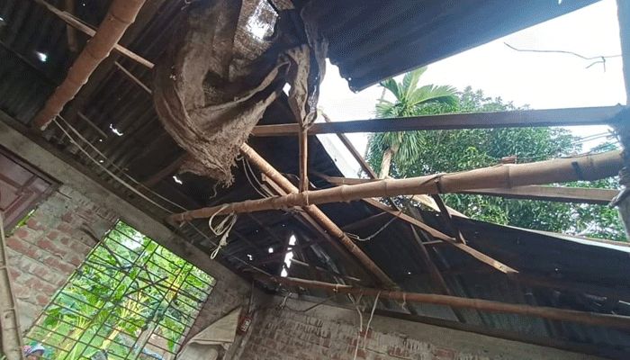 বগুড়ায় পটকা তৈরির কারখানায় বিস্ফোরণ