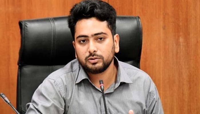 প্রধানমন্ত্রীর বাসভবন কোথায় হবে সেই সিদ্ধান্ত পরে : উপদেষ্টা নাহিদ