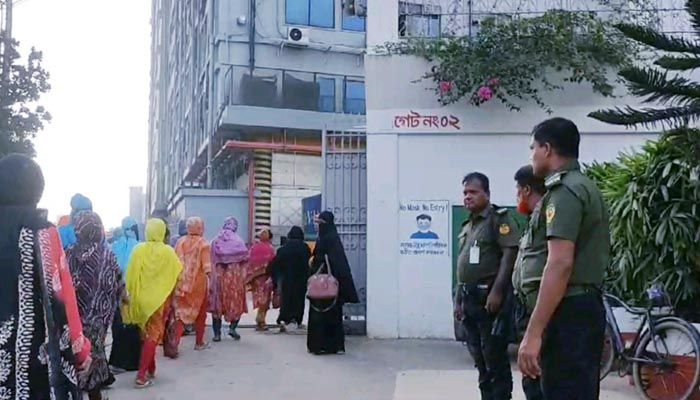আশুলিয়ায় ফিরেছে কর্মচাঞ্চল্য, বন্ধ ১৬ কারখানা