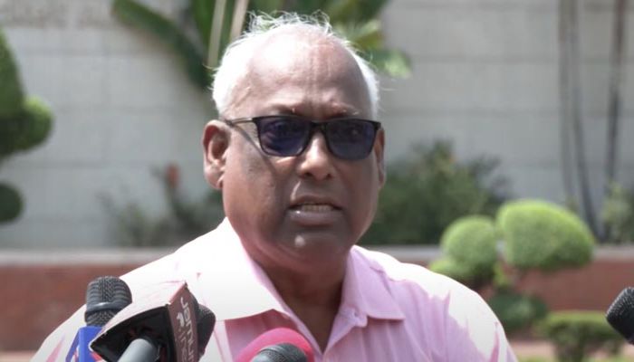 শুধু ব্যাটারদের দায় দেখছেন না ফাহিম