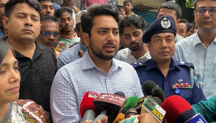অনেকেরই দেশকে অশান্ত  করার পরিকল্পনা রয়েছে : নাহিদ ইসলাম