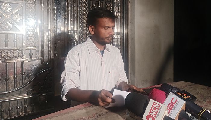 হত্যাচেষ্টা মামলা করলেন হিরো আলম