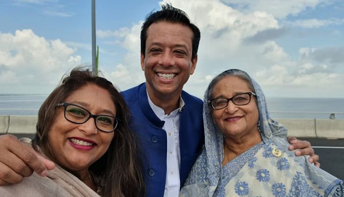 জয়-পুতুলের ব্যাংক হিসাব স্থগিত