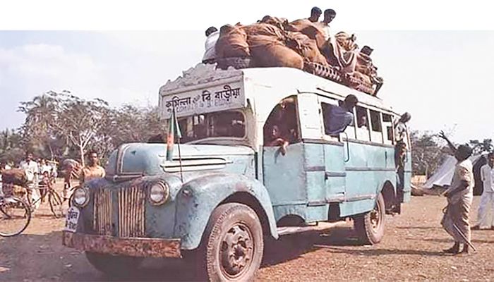 মাওলা বখ্‌শের মুড়ির টিন