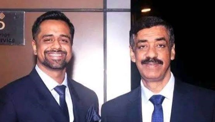 আগ্নেয়াস্ত্র জমা দেননি শামীম ওসমান ও তার পরিবারের সদস্যরা। প্রবা ফটো