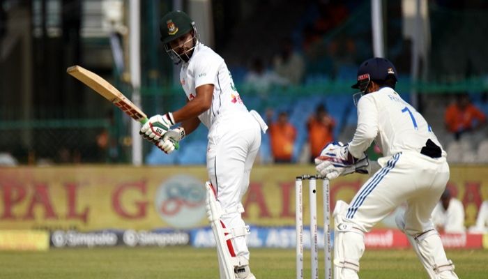 ভগ্নদশা ব্যাটিংকেই দোষারোপ
