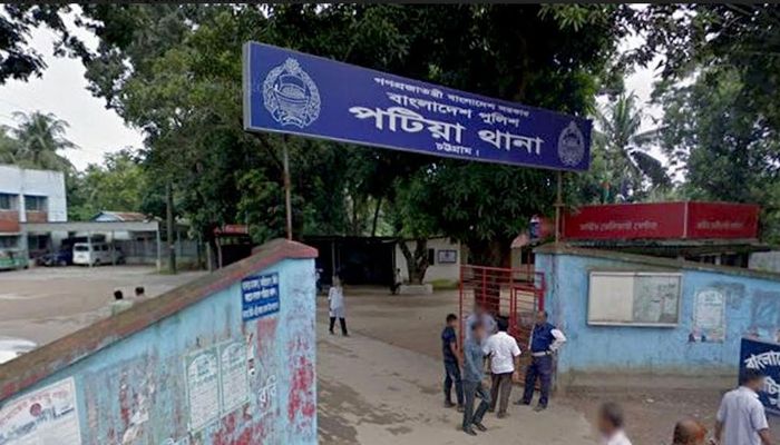 রাত জেগে পাহারা দিয়েও লাভ হচ্ছে না