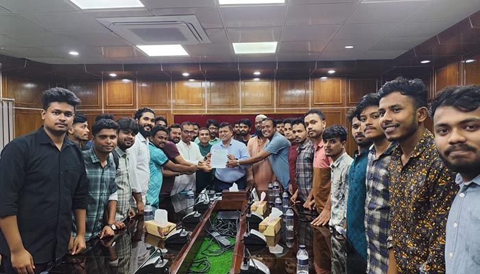 ছাত্ররাজনীতি নিষিদ্ধের প্রতিবাদে উপাচার্য বরাবর ছাত্রদলের স্মারকলিপি