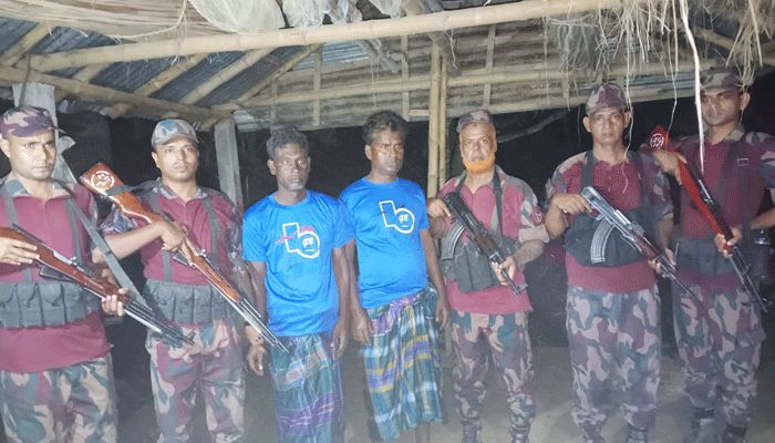 রাজশাহীতে সন্দেহভাজন দুই ভারতীয় নাগরিক আটক