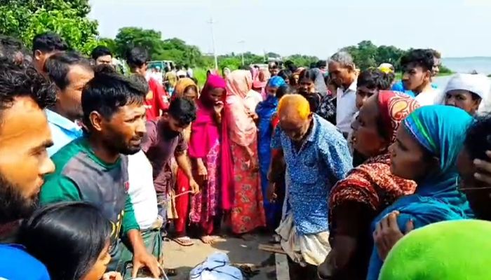 ভাত রান্নায় দেরি, স্ত্রীকে আগুনে পুড়িয়ে হত্যা