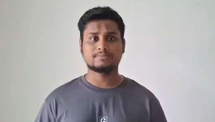 রাষ্ট্রপতিকে অপসারণের দাবি সমন্বয়ক হাসনাত আবদুল্লাহর