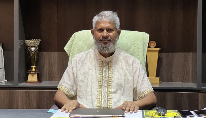 জাতীয় পরিচয়পত্রের তথ্যফাঁসের অভিযোগে কুবি উপাচার্যের বিরুদ্ধে মামলা