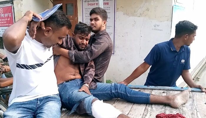 বৌভাতে রোস্ট দেওয়াকে কেন্দ্র করে সংঘর্ষ, আহত ৮