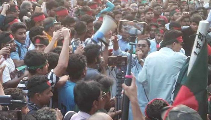 বৃহস্পতিবারের মধ্যে ছাত্রলীগ নিষিদ্ধের আল্টিমেটাম