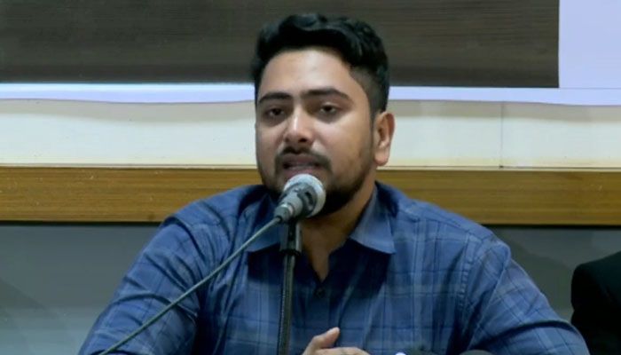 সাংবাদিকদের সঙ্গে দাসসুলভ আচরণের সুযোগ নেই : উপদেষ্টা নাহিদ