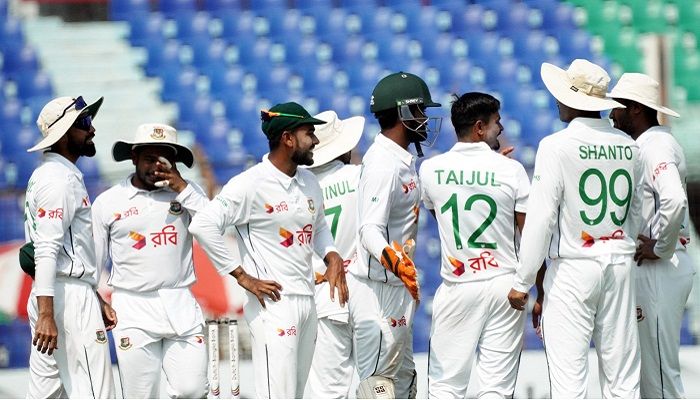 প্রথম সেশন দক্ষিণ আফ্রিকার