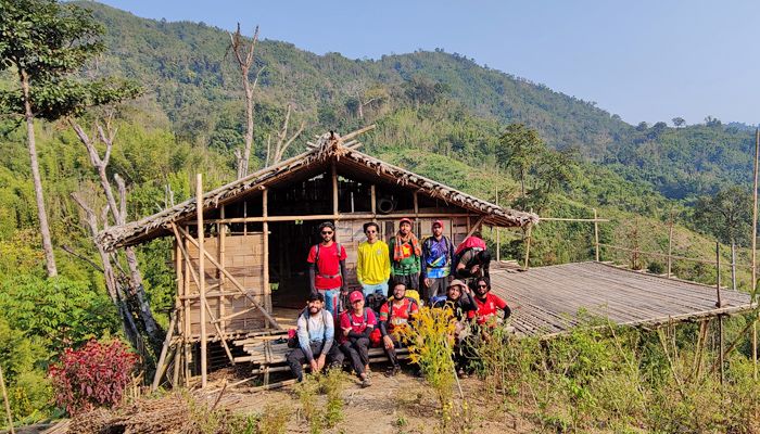 আট দিনের রোমাঞ্চকর অভিযান