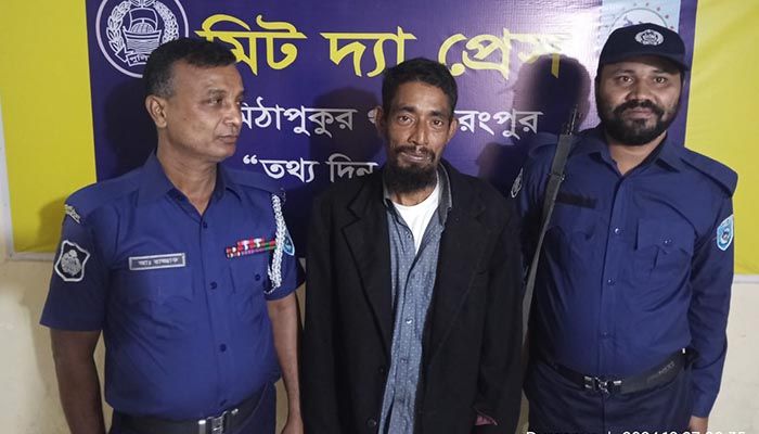 ঘুসিতে বুক ছিদ্র হয়ে রক্তপাত, হাসপাতালে নেওয়ার আগেই মৃত্যু
