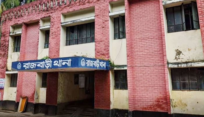 রাজবাড়ীতে ইঁদুর মারার ফাঁদে বিদ্যুতায়িত হয়ে কৃষক নিহত