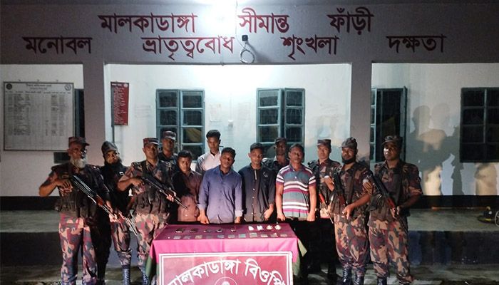 পঞ্চগড় সীমান্তে ভারতে অনুপ্রবেশের চেষ্টায় পাঁচ বাংলাদেশি আটক