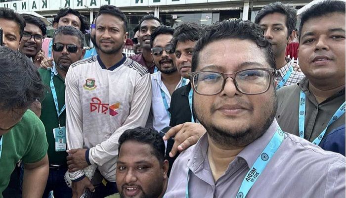 কানপুরে সাংবাদিকদের ভালোবাসায় সিক্ত সাকিব