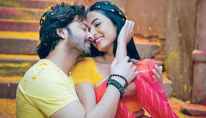পাইরেসির কবলে দরদ
