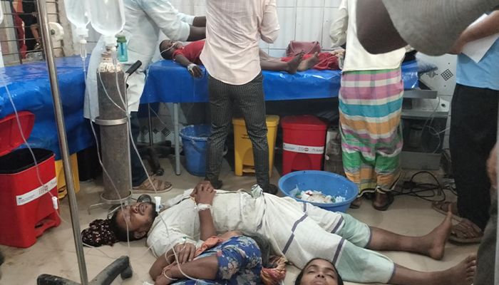 কবিরাজের ওষুধ খেয়ে একই পরিবারের সাতজন অসুস্থ