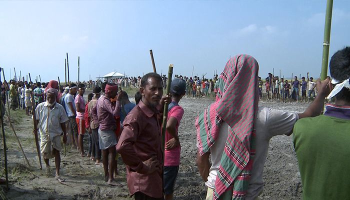 গঙ্গাচড়ায় চরের ফসল নষ্ট করায় উত্তপ্ত পরিস্থিতি