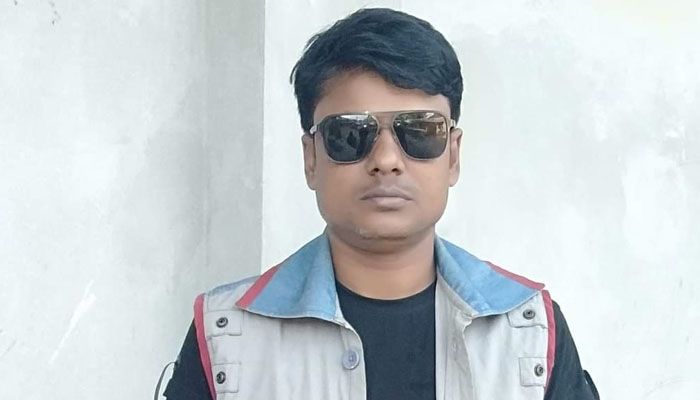 শৃঙ্খলা ভঙ্গের দায়ে পাবনা উপজেলা স্বেচ্ছাসেবক দলের আহ্বায়ক বহিষ্কার