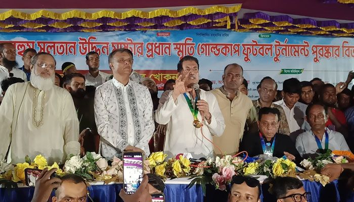 হাসিনা পালালেও তাদের দোসররা এখনও পালায়নি : খায়রুল কবির খোকন