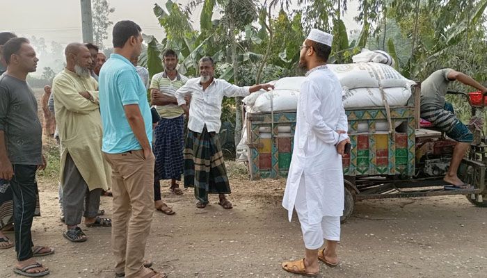 সার জব্দ ও বিভিন্ন অনিয়মে জরিমানা