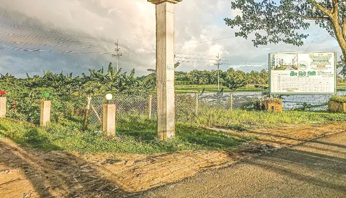 বিলের কৃষিজমি ও জলাধারে আবাসন কোম্পানির থাবা