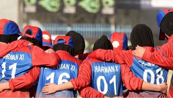 ক্রিকেটে ফিরছে আফগান মেয়েরা!