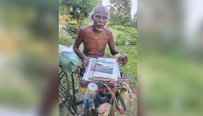 দুলামিয়ার অর্ধশতাব্দীর হকারজীবন