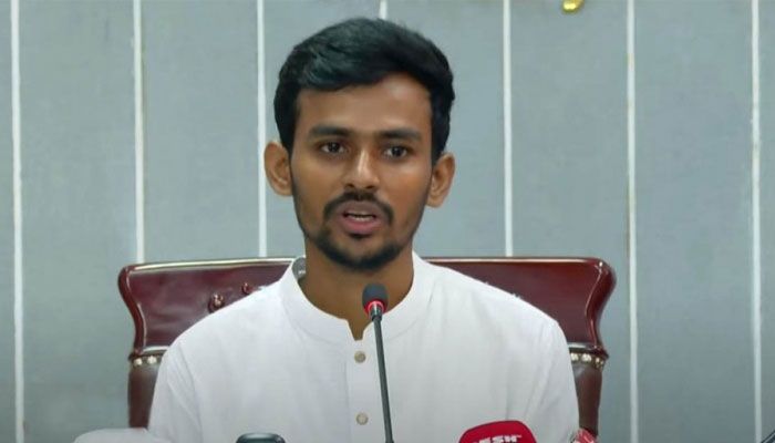 আইনশৃঙ্খলা বাহিনী অ্যাকশনে গেলে আরও রক্তপাত হতো : ক্রীড়া উপদেষ্টা
